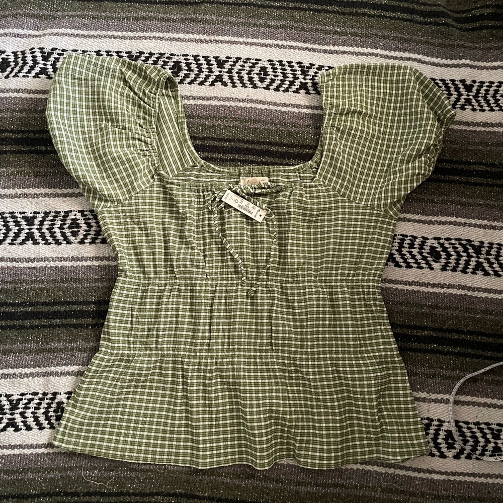 MADEWELL
Omaha Tiered Knit Top Basil - Picture 2 of 3